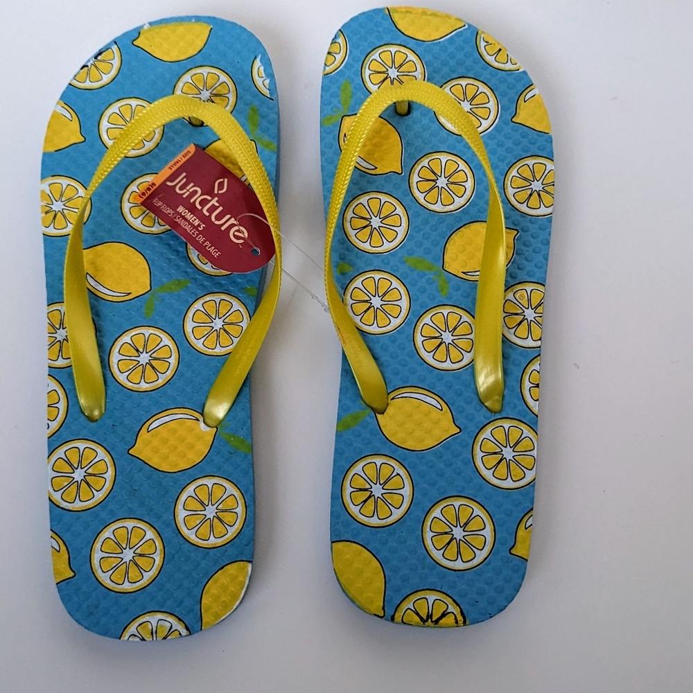 NEW Flip flops size 5 6 Small Fun lemons yellow lemonade Blue pattern
